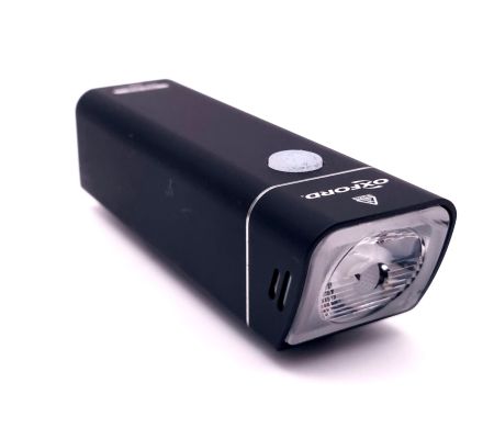 LUZ DELANTERA OXFORD MODELO PRO-850 LUMEN CARGA USB C