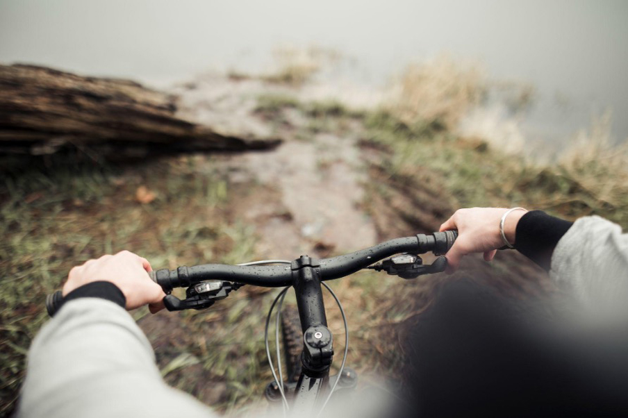 bicicleta y lluvia